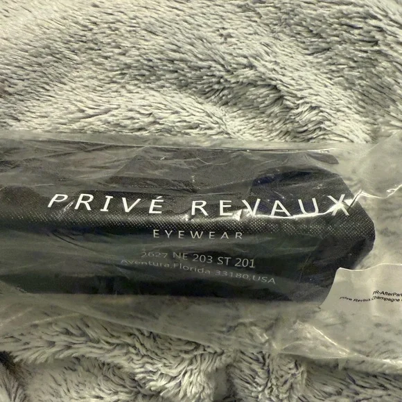 Sunglasses Prive Revaux Sunglasses Metal Frame The Pixi Caviar Black/Beige NWT - Picture 7 of 7